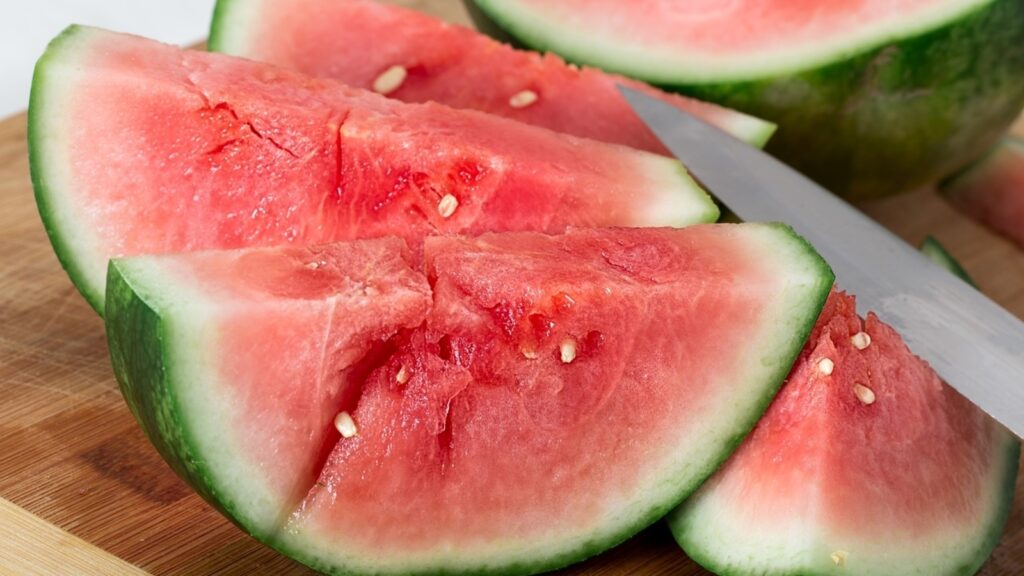 Online fitness coach shares 10 ‘almost zero calorie foods you should have to burn belly fat’: Watermelon to cucumber | Health