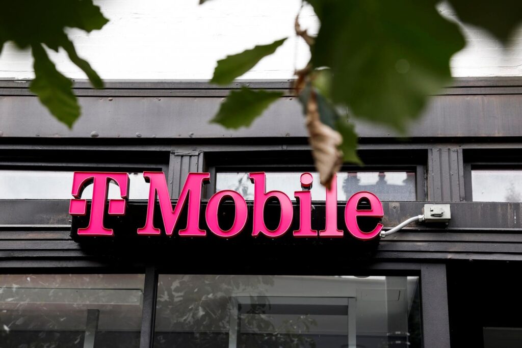 T-Mobile Reveals It’s Named ‘Best Network In America’ By Ookla