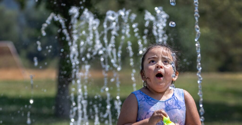 A mass of dangerous heat and humidity is spreading across the US. What exactly causes it?