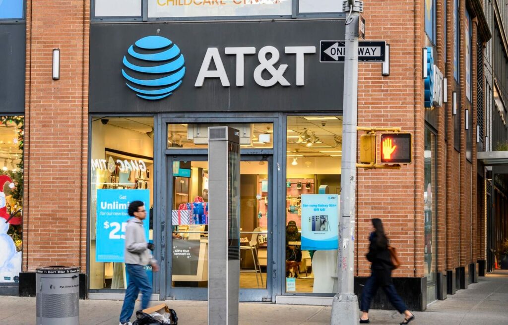 AT&T Users Risk Losing Photos Permanently In 2026