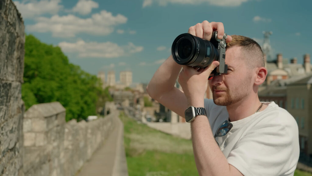 Can Viltrox's New 35mm f/1.2 Lens Rival High-End Sony Lenses?