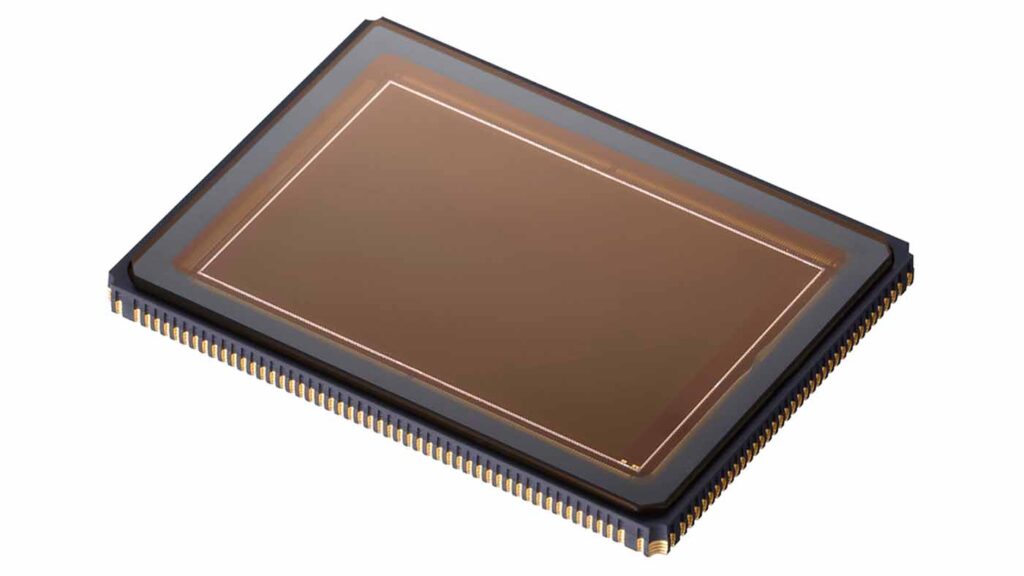 Canon finally unveils its 410 MP full-frame sensor
