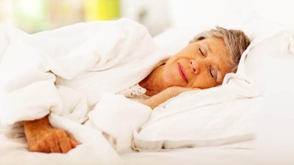 Menopause coach shares 6 tips to improve sleep during menopause; says eat well, reduce screen time and stay cool | Health