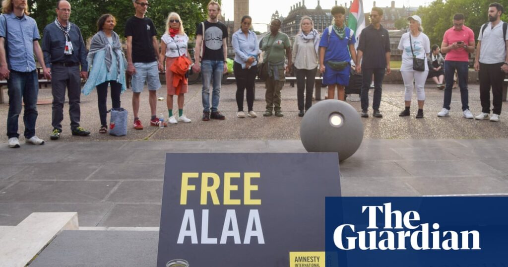 Ministers to enshrine UK charities’ right to peaceful protest in new ‘covenant’ | Voluntary sector