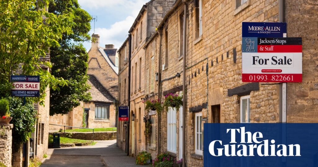 Property prices flat in June amid signs UK job market may be ‘softening’ | Housing market