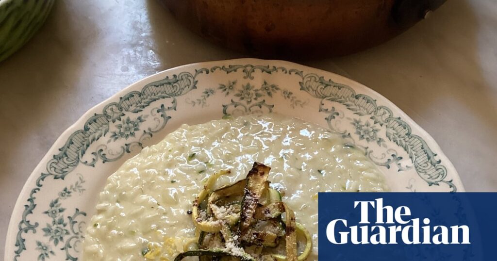 Rachel Roddy’s recipe for courgette, goat’s cheese and lemon risotto | Rice
