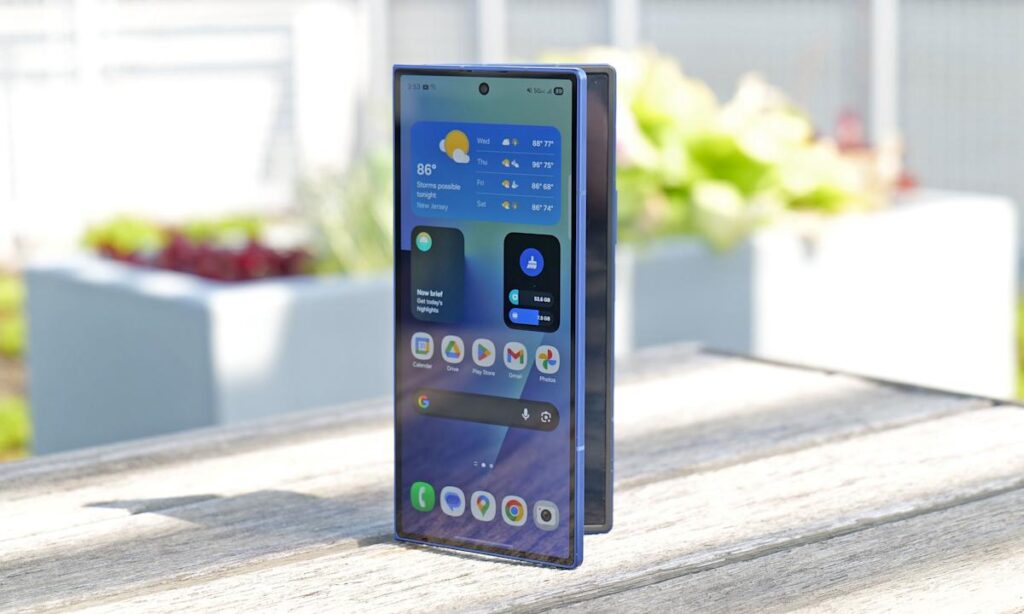 Samsung Galaxy Z Fold 7's display is rated to withstand 500,000 folds