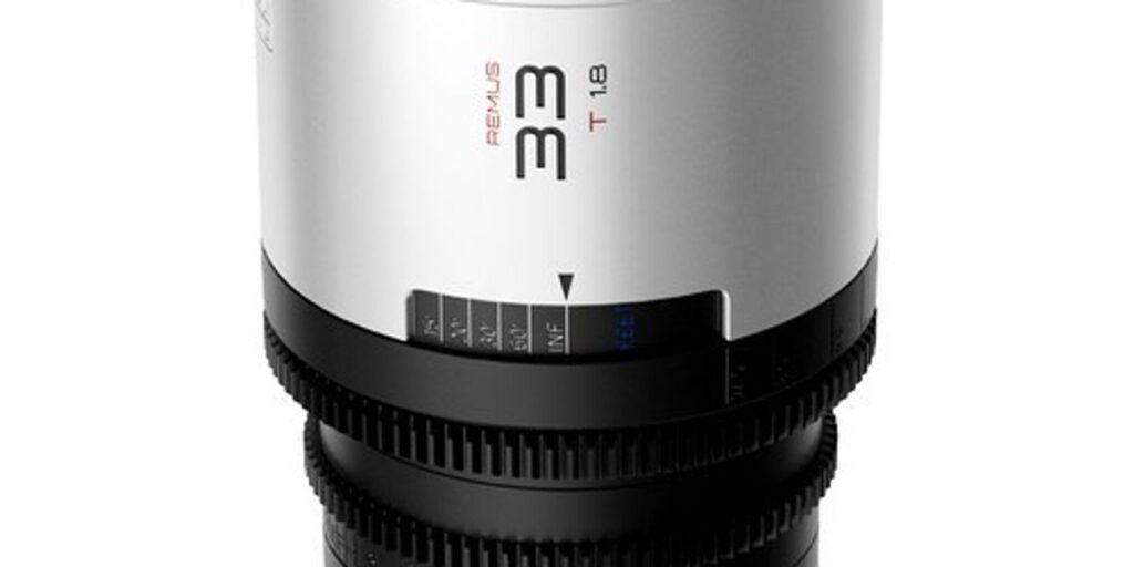BLAZAR LENS Remus-M 33mm T1.8 1.5X Full-Frame Anamorphic Lens (Sony E)