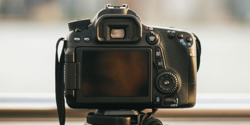 Can You Guess Which Popular Mirrorless Won “Camera of the Year” at the EISA Awards?