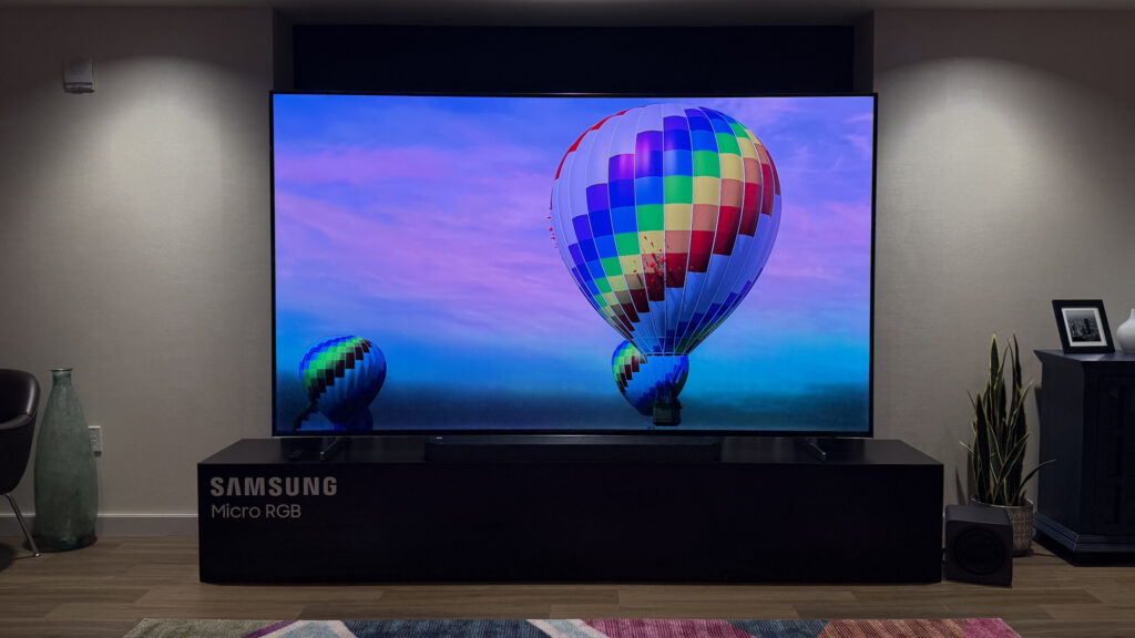 Samsung 115-inch micro-RGB TV first look