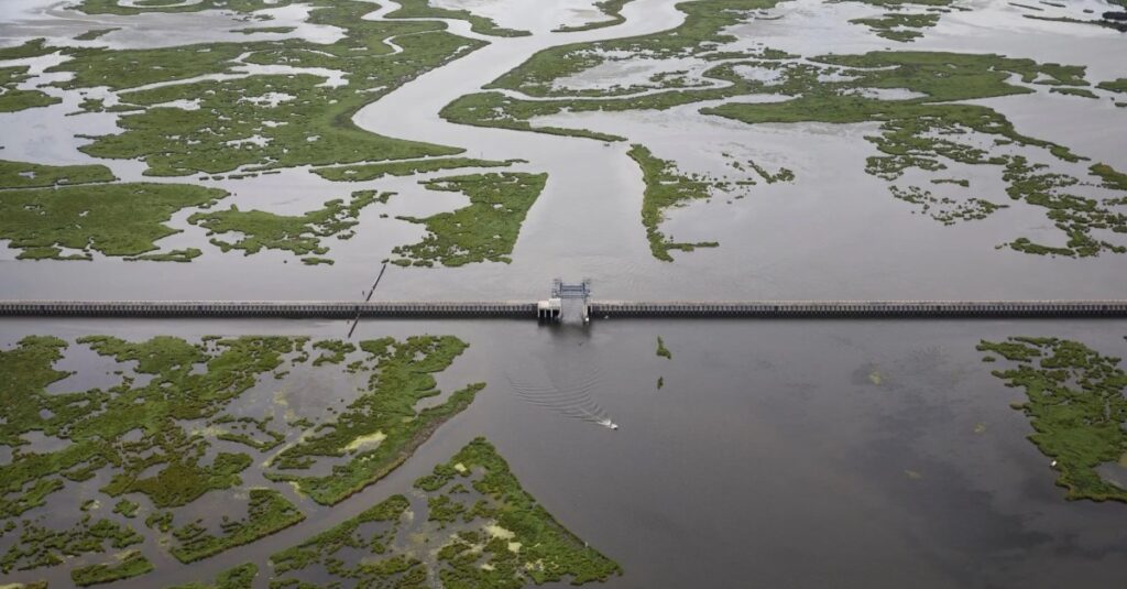 New Orleans levees sinking: $14 billion flood system faces climate change, sea level rise, and budget cuts