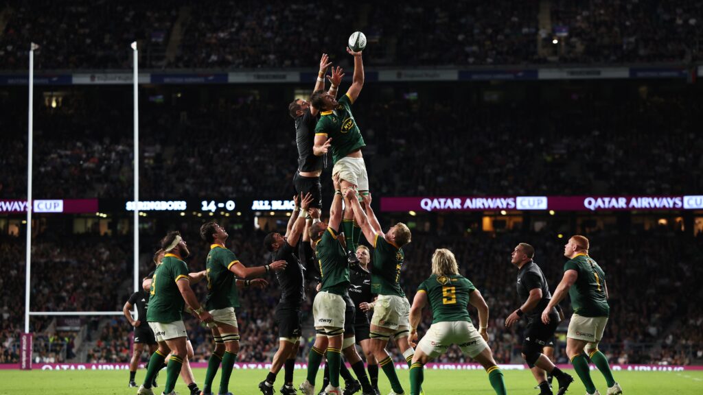 cott Barrett of New Zealand and Eben Etzebeth of South Africa compete for a line-out during the Summer International match between New Zealand All Blacks v South Africa at Twickenham Stadium on August 25, 2023 in London, England.