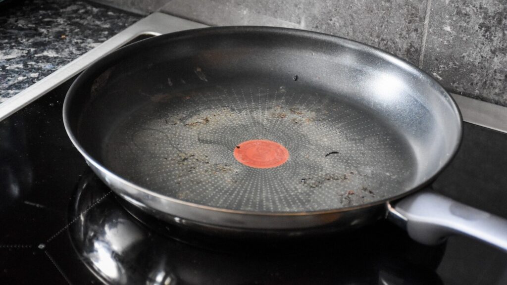 AIIMS gastroenterologist shares 3 everyday household items to throw away immediately: Scented candles to non-stick pans