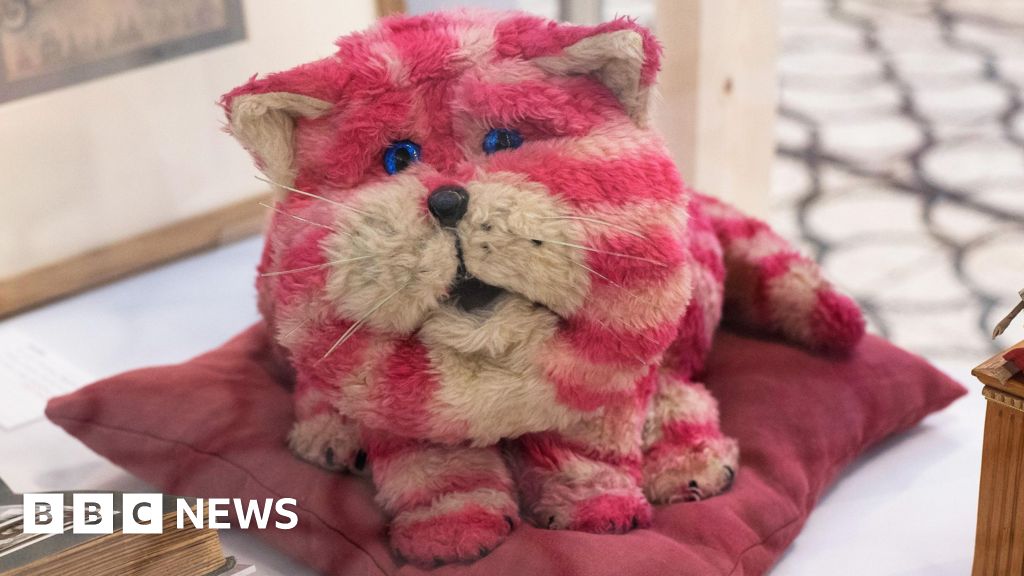 Children’s TV favourite Bagpuss to reawaken for new film Children's TV favourite Bagpuss to reawaken for new film