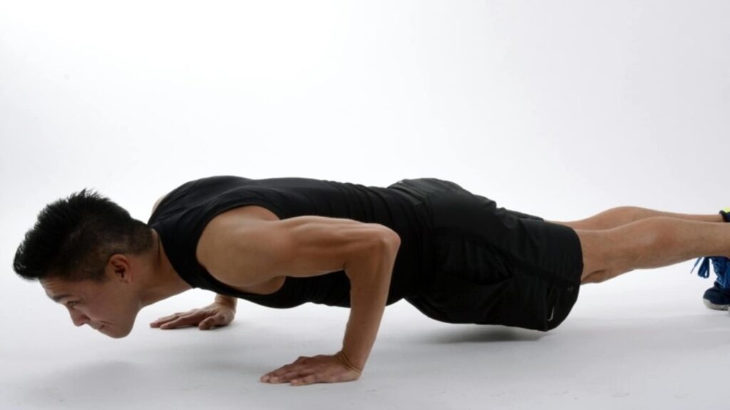 Fitness trainer says if you can do these 7 exercises in your 30s and 40s your body is ageing better than most