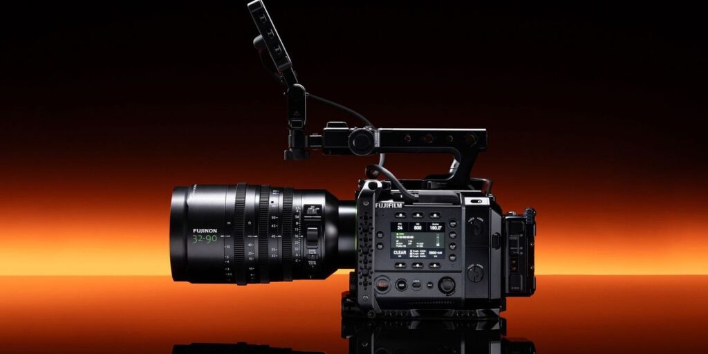 Is This New FUJINON Large-Format Power Zoom the Perfect Lens for the GFX ETERNA 55? Is This New FUJINON Large-Format Power Zoom the Perfect Lens for the GFX ETERNA 55?