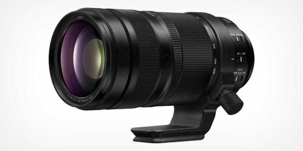 Panasonic’s First Ultra-Telephoto Zoom in the Lumix S Series is a Compact Powerhouse