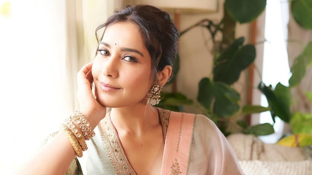 Raashii Khanna shares her go-to stretches