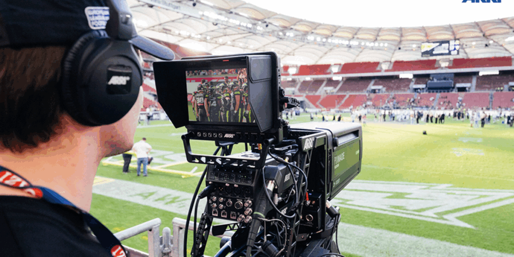 Shoot Live With Your ALEXA 35 With This New 10” Live Production Monitor