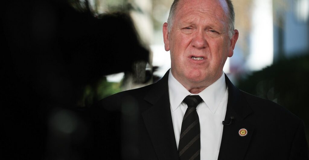 Tom Homan bribery investigation: Did Trump’s deportation czar accept $50K in cash?