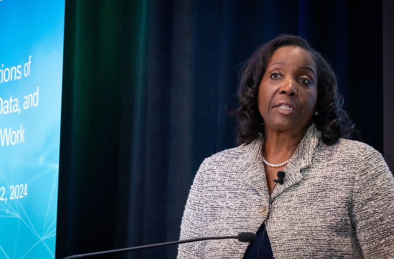 Trump Asks DC Circuit to Allow Firing of Federal Reserve Governor Lisa Cook Law.com