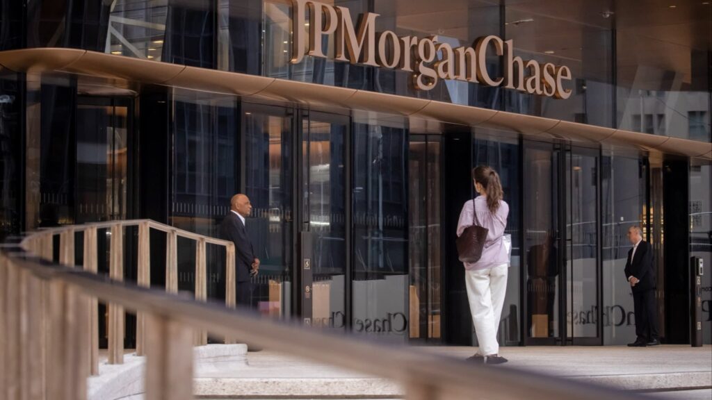 JPMorgan requiring biometric data for staff access to new headquarters