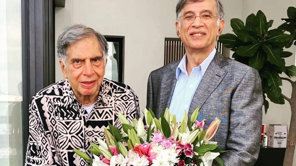 ‘When I die, I don’t want to be remembered for my wealth’: Know the life story of famous businessman Neeraj Hirandani, who lives in a grand 6-storey Malabar Hills home | Lifestyle News Explore the remarkable journey of Dr. Niranjan Hiranandani