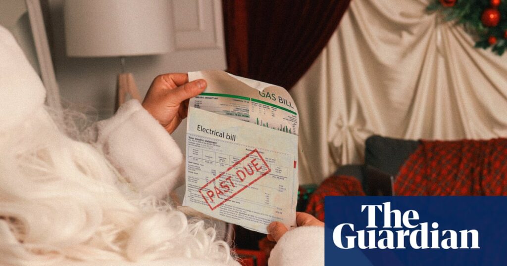 Amid ‘instability and fear’ in Trump’s economy, Americans are cutting holiday spending | US economy Amid ‘instability and fear’ in Trump’s economy, Americans are cutting holiday spending | US economy