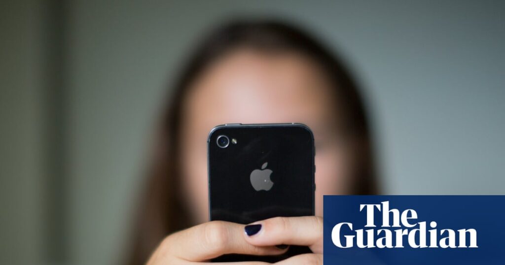 Ducking annoying: why has iPhone’s autocorrect function gone haywire? | iPhone Ducking annoying: why has iPhone’s autocorrect function gone haywire? | iPhone