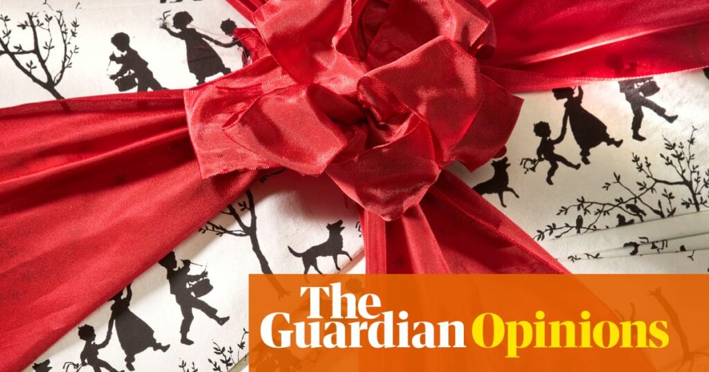 Expect a tale of two holiday seasons as the well-off spend and the rest pull back | Gene Marks Expect a tale of two holiday seasons as the well-off spend and the rest pull back | Gene Marks