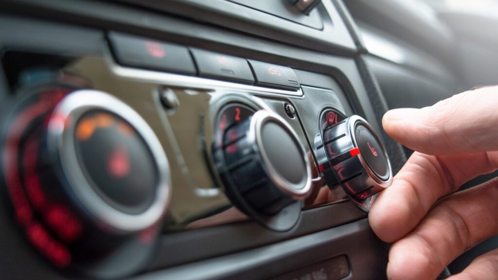 For how long can you safely keep recirculation on in the car? car