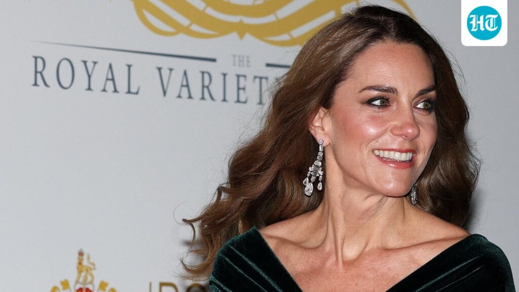Kate Middleton stuns in emerald green dress and Queen Elizabeth's diamond earrings