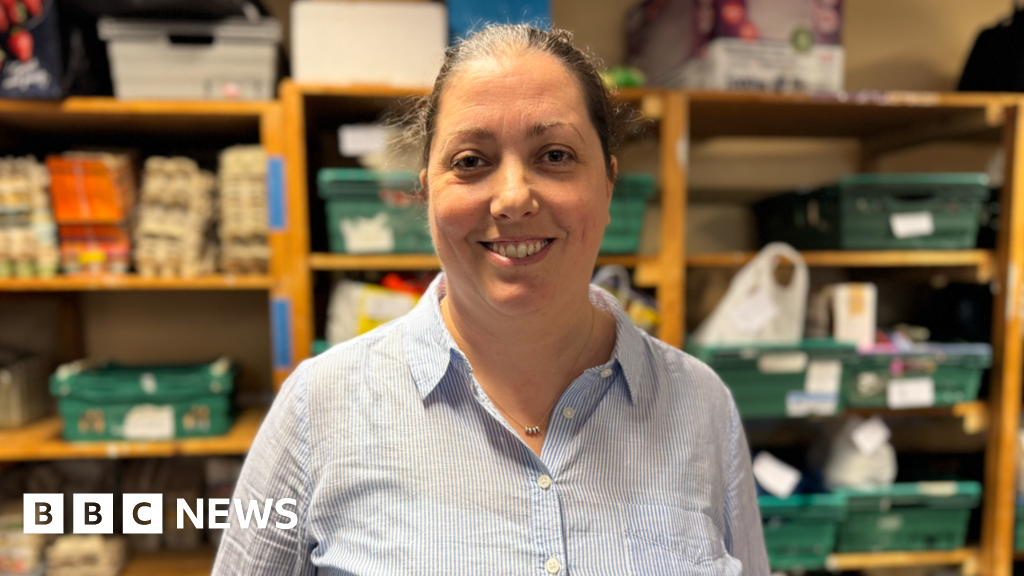 Manx food bank ‘run off feet’ as donations decline Manx food bank 'run off feet' as donations decline