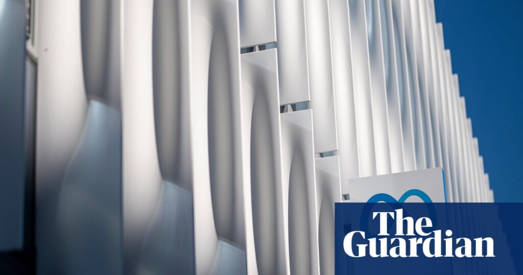 Meta wins major US antitrust case and won’t have to break off WhatsApp or Instagram | Technology Meta wins major US antitrust case and won’t have to break off WhatsApp or Instagram | Technology