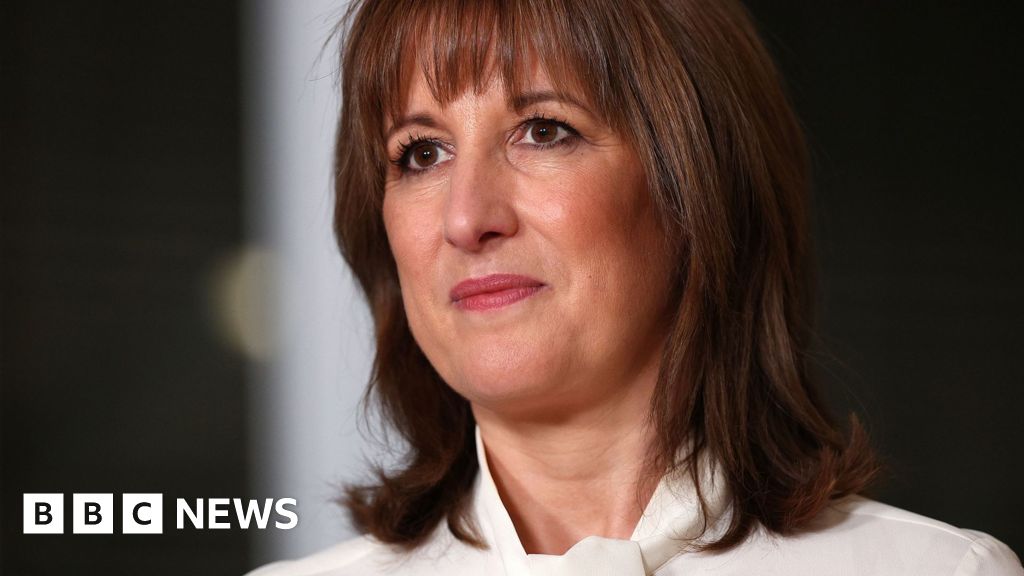 No 10 denies Reeves misled public in run up to Budget No 10 denies Reeves misled public in run up to Budget