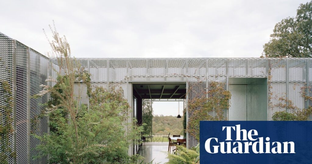Two Australian homes win top places in international 2025 Dezeen awards | Homes Two Australian homes win top places in international 2025 Dezeen awards | Homes