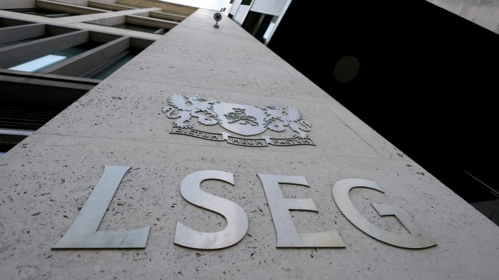 UK investors pull out of London stock market at record pace UK investors pull out of London stock market at record pace