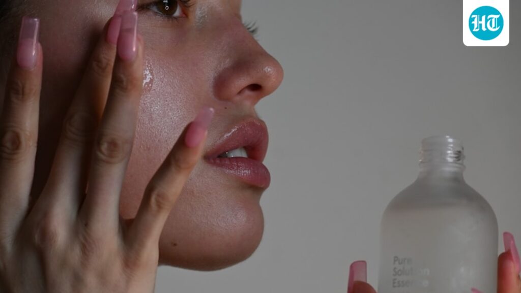 Want to avoid dry skin in winter? Quick and easy ways to treat winter flakiness: Cleansing, moisturising, and more Want to avoid dry skin in winter? Quick and easy ways to treat winter flakiness: Cleansing, moisturising, and more