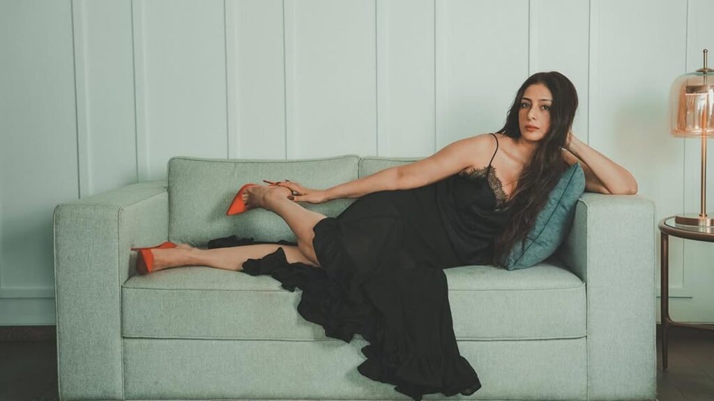 ‘Have regretted almost everything I bought’: Tabu admits to struggling with online shopping addiction; expert explains its impact | Feelings News Tabu struggles with an online shopping addiction