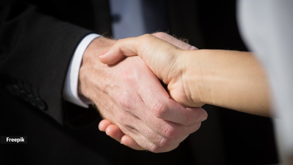 ‘Only 7% of interview success depends on what you say’: Ankur Warikoo explains the viral 7-38-55 rule and why most candidates fail despite good answers | Workplace News Ankur Warikoo on the 7-38-55 rule and how tone and body language decide your interview success