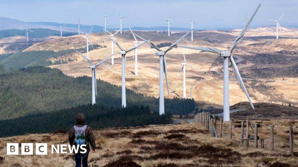 Energy grid investment of £28bn to push up household bills Energy grid investment of £28bn to push up household bills