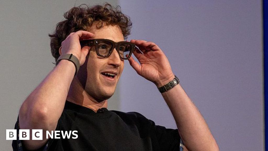 Meta pivots to AI smart glasses as metaverse bet struggles Meta pivots to AI smart glasses as metaverse bet struggles