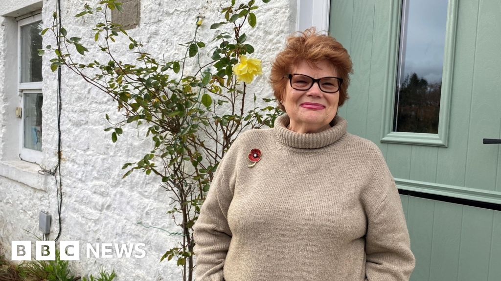 Off-grid living ‘not a dream, it’s a nightmare’ Off-grid living 'not a dream, it's a nightmare'