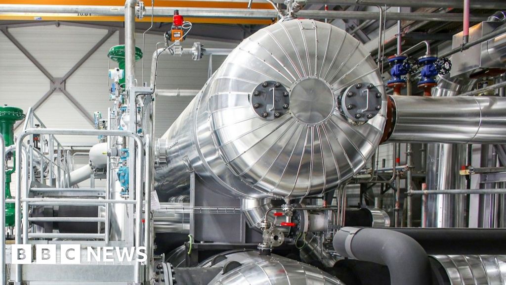 The giant heat pumps designed to warm whole districts The giant heat pumps designed to warm whole districts