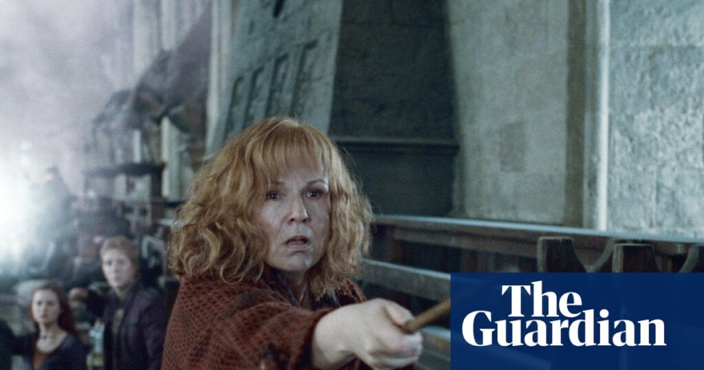 Warner Bros Disaster? Netflix inks deal for troubled Hollywood giant | Media Warner Bros Disaster? Netflix inks deal for troubled Hollywood giant | Media