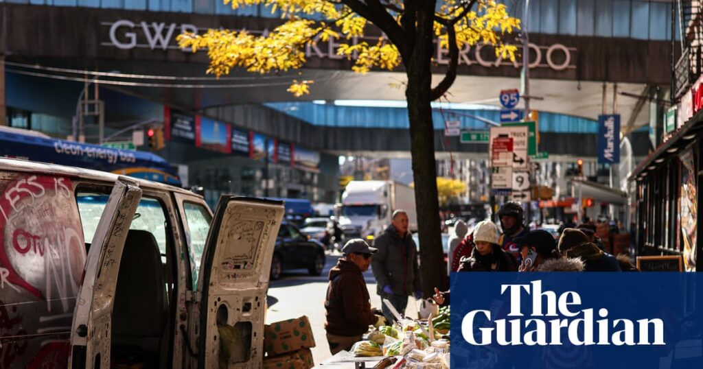 ‘There’s power in numbers’: New Yorkers are banding together to protect street vendors from ICE | ICE (US Immigration and Customs Enforcement) ‘There’s power in numbers’: New Yorkers are banding together to protect street vendors from ICE | ICE (US Immigration and Customs Enforcement)